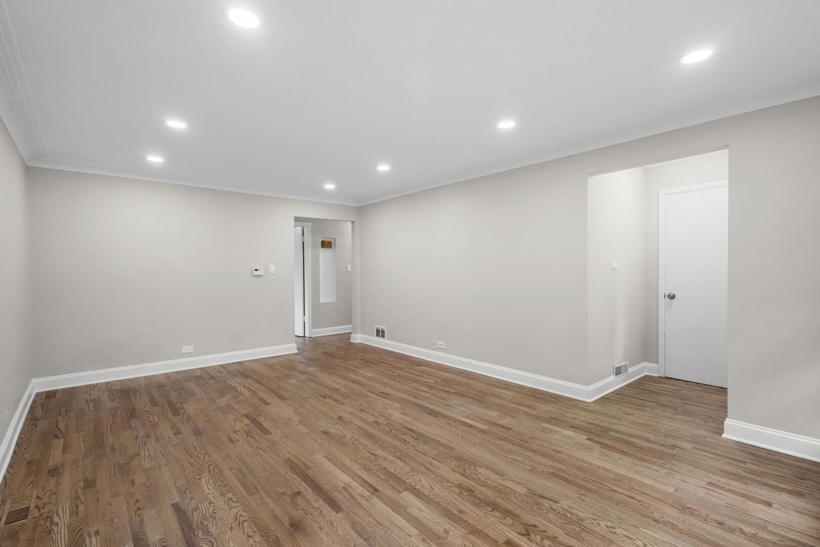 10624 Lawler Avenue, Oak Lawn, IL 60453