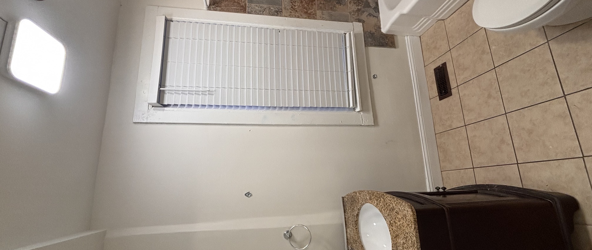 1503 KEMBLE Avenue #1, North Chicago, IL 60064