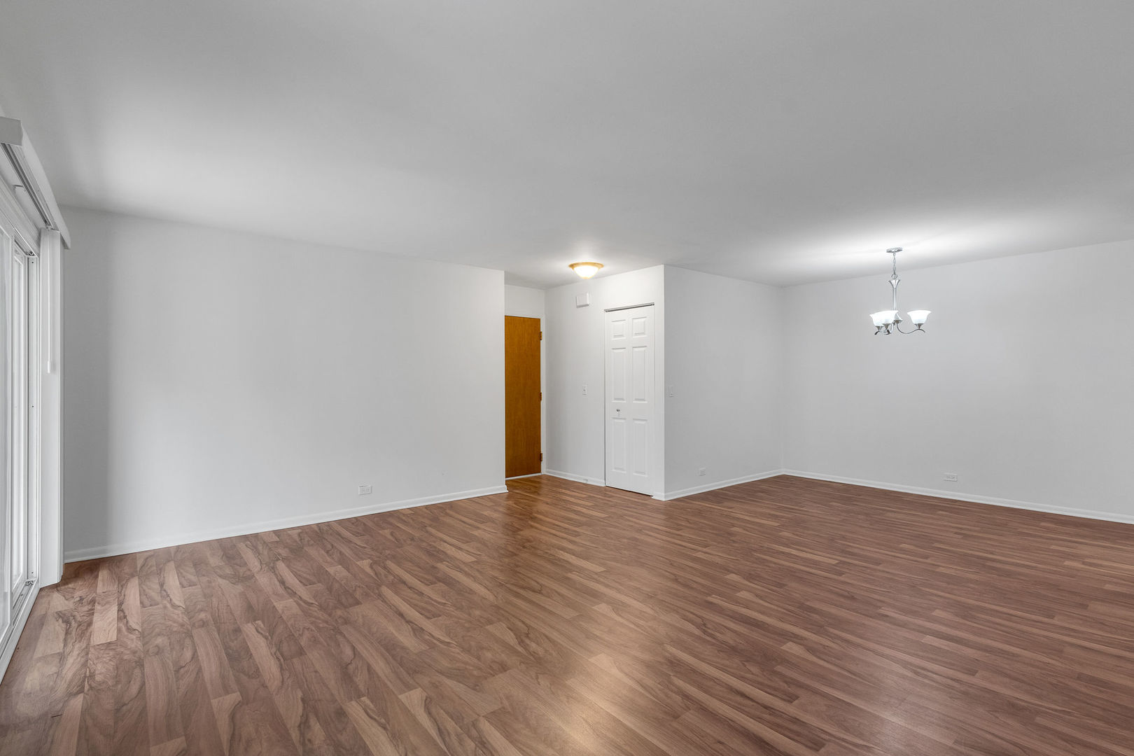 520 Shorely Drive #201, Barrington, IL 60010