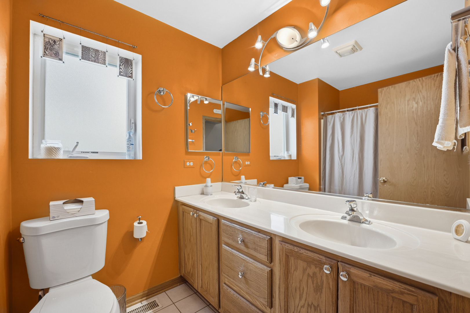 6158 W 60th Street, Chicago, IL 60638