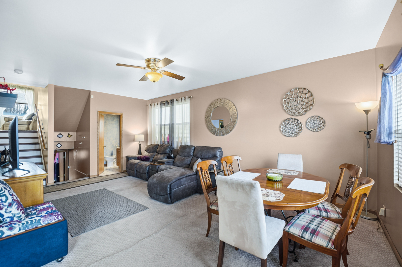 6158 W 60th Street, Chicago, IL 60638