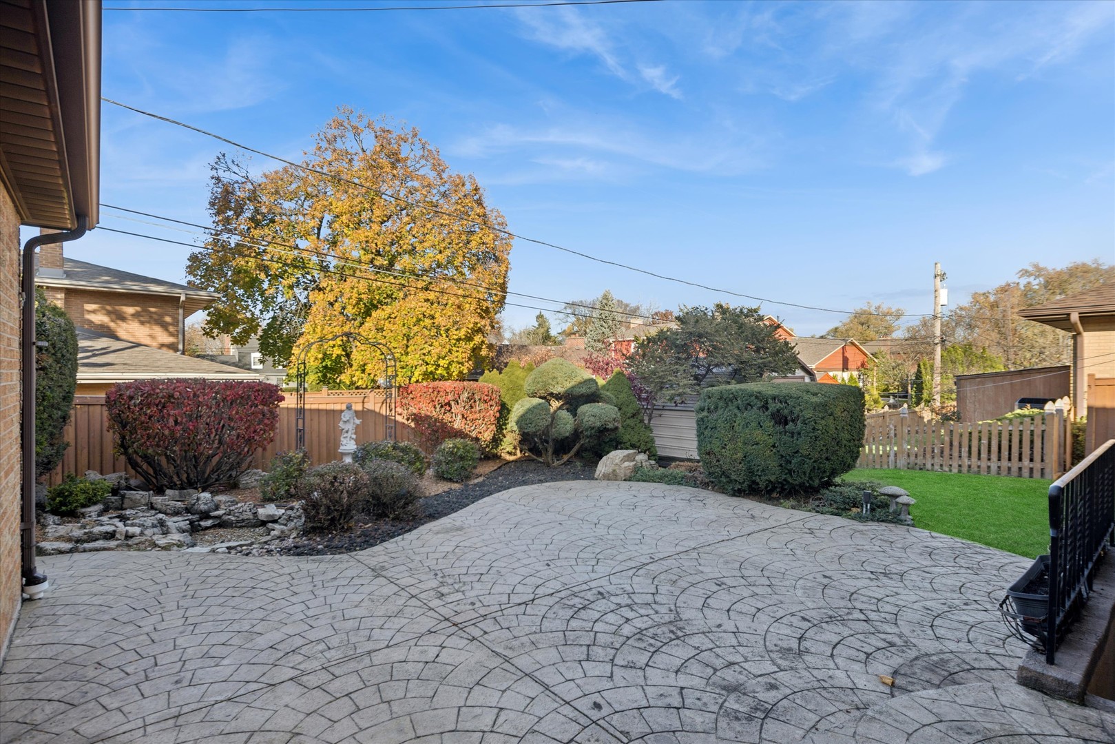 1603 Ashton Court, Wheaton, IL 60187