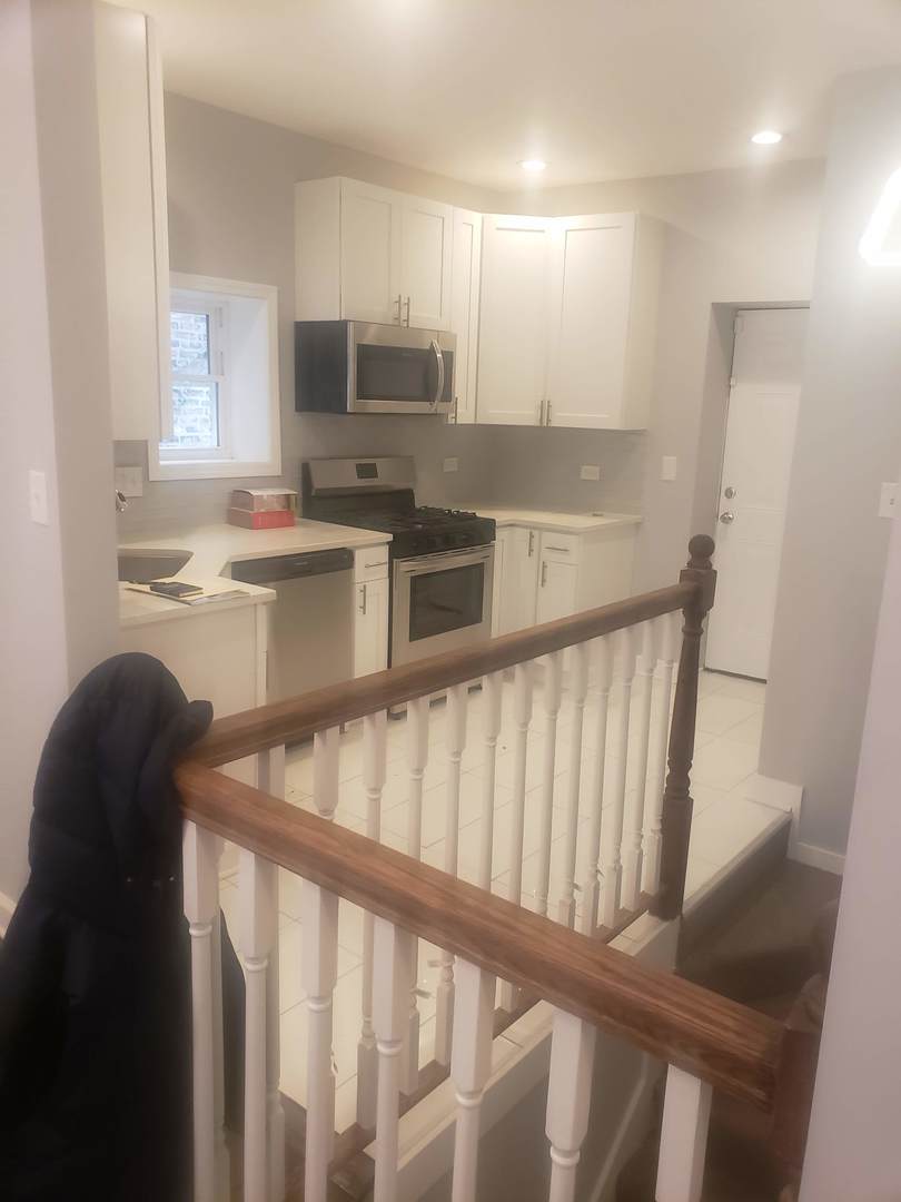 8005 S Maryland Avenue, Chicago, IL 60619