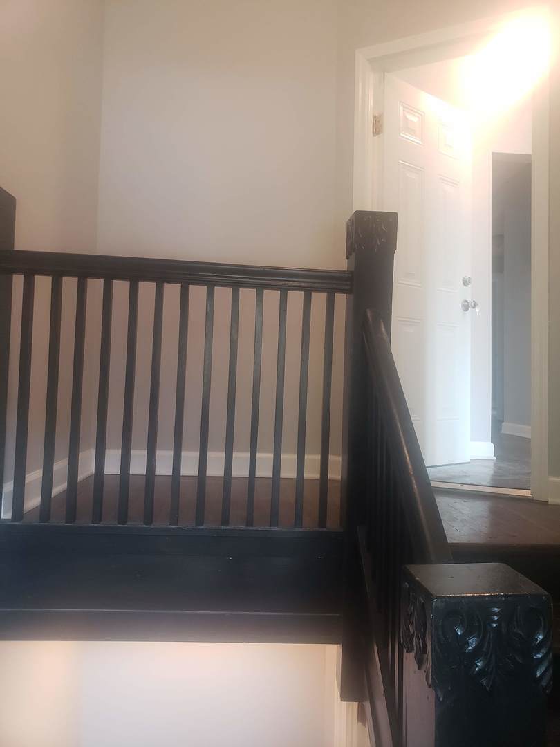 8005 S Maryland Avenue, Chicago, IL 60619