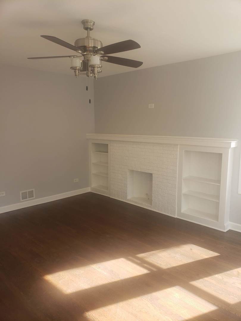 8005 S Maryland Avenue, Chicago, IL 60619