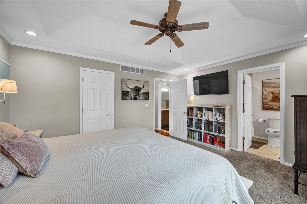 103 Comet Lane, Heyworth, IL 61745