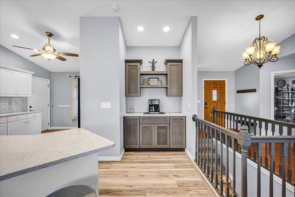 103 Comet Lane, Heyworth, IL 61745