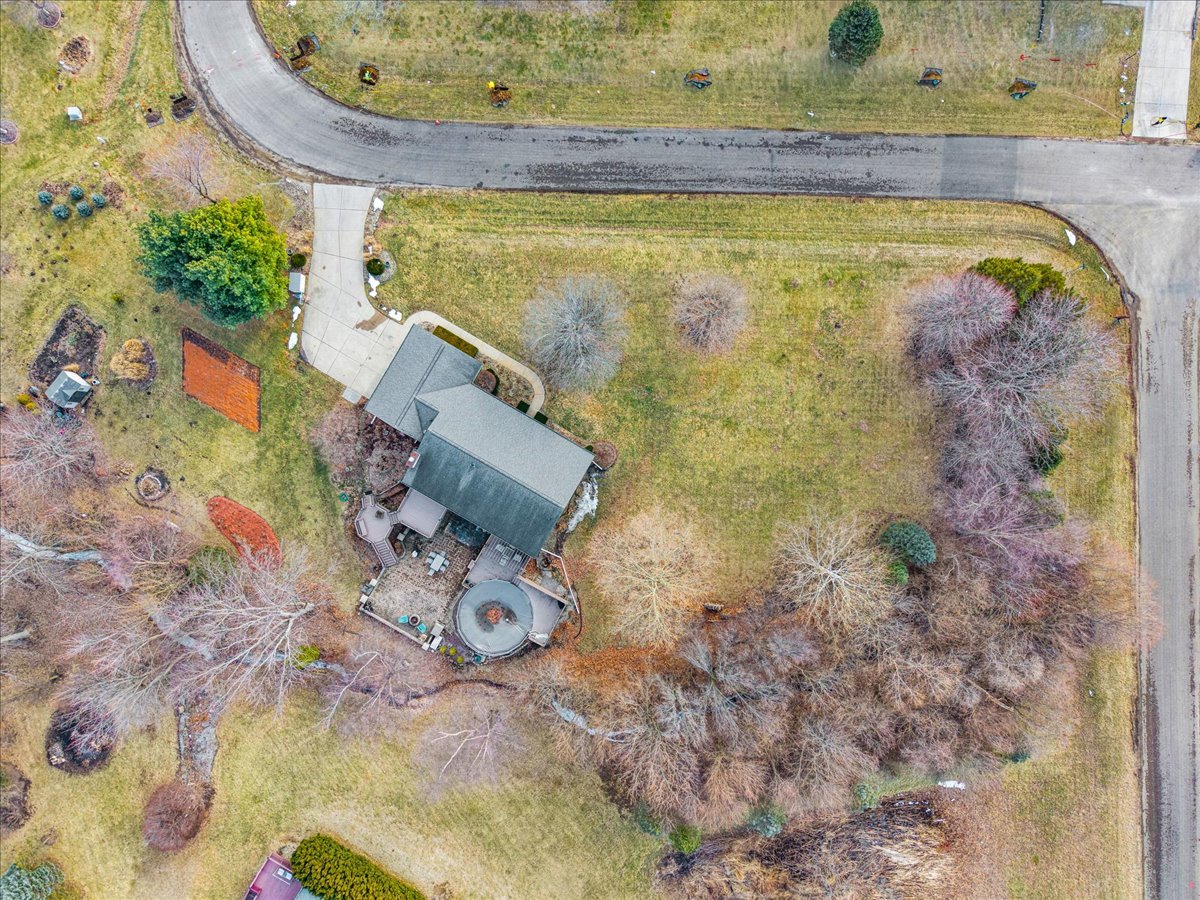 103 Comet Lane, Heyworth, IL 61745