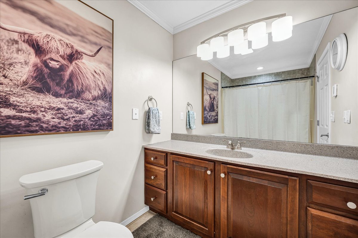 103 Comet Lane, Heyworth, IL 61745