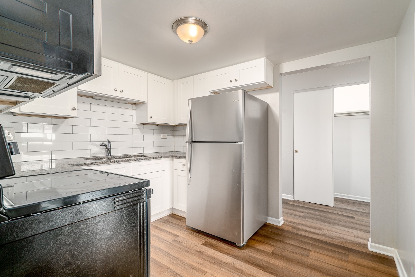 329 W Kimbell Avenue #09, Elmhurst, IL 60126