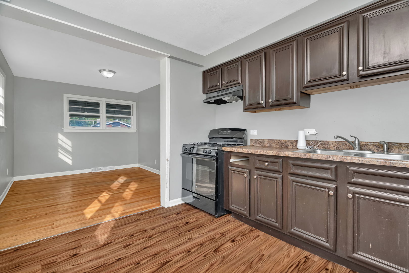 1481 Lincoln Avenue, Calumet City, IL 60409