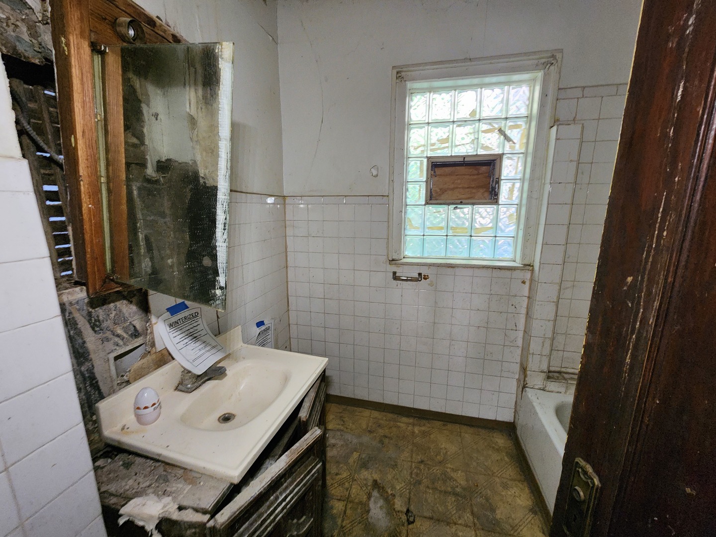 7952 S Langley Avenue, Chicago, IL 60619