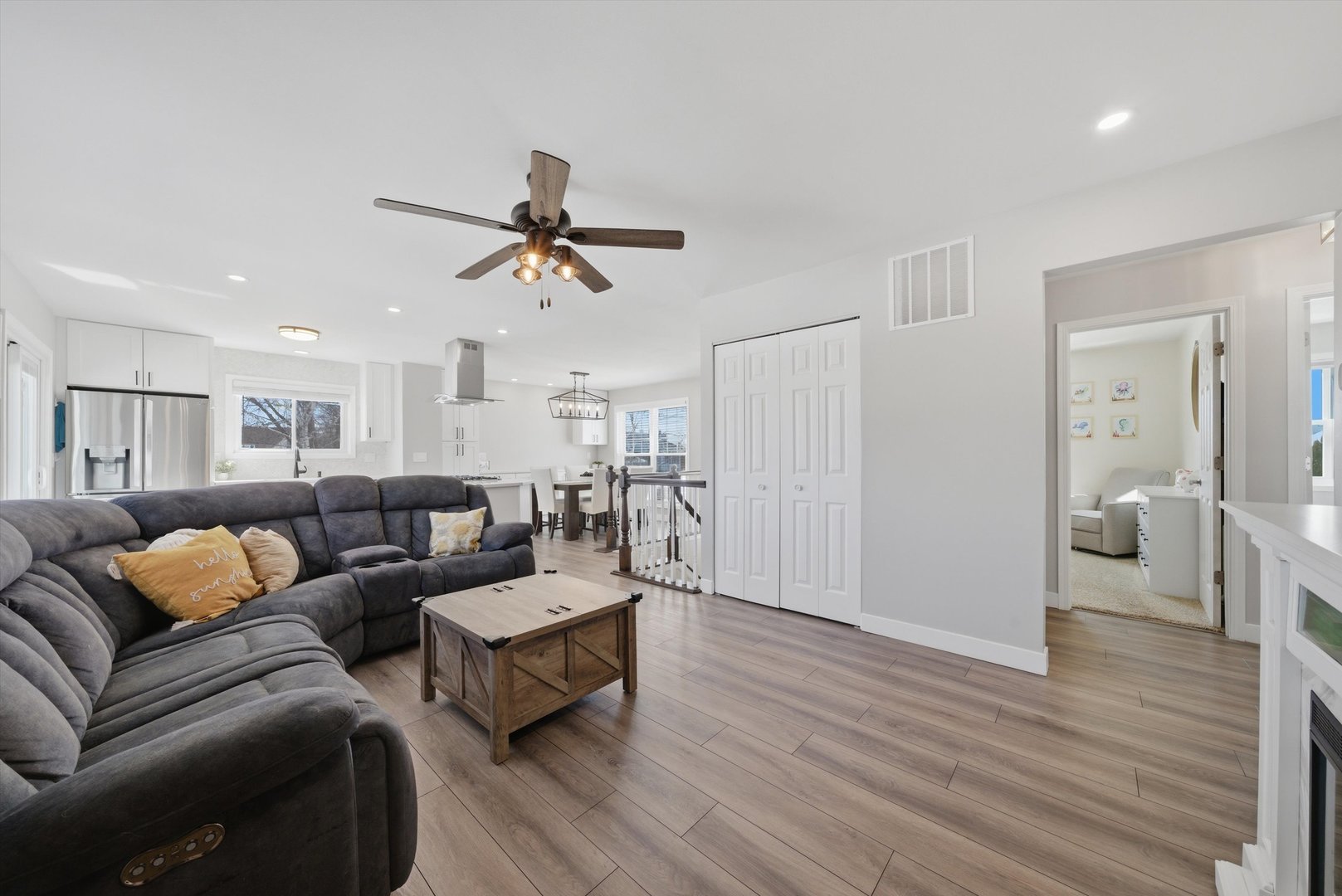 396 Nantucket Court, Bartlett, IL 60103