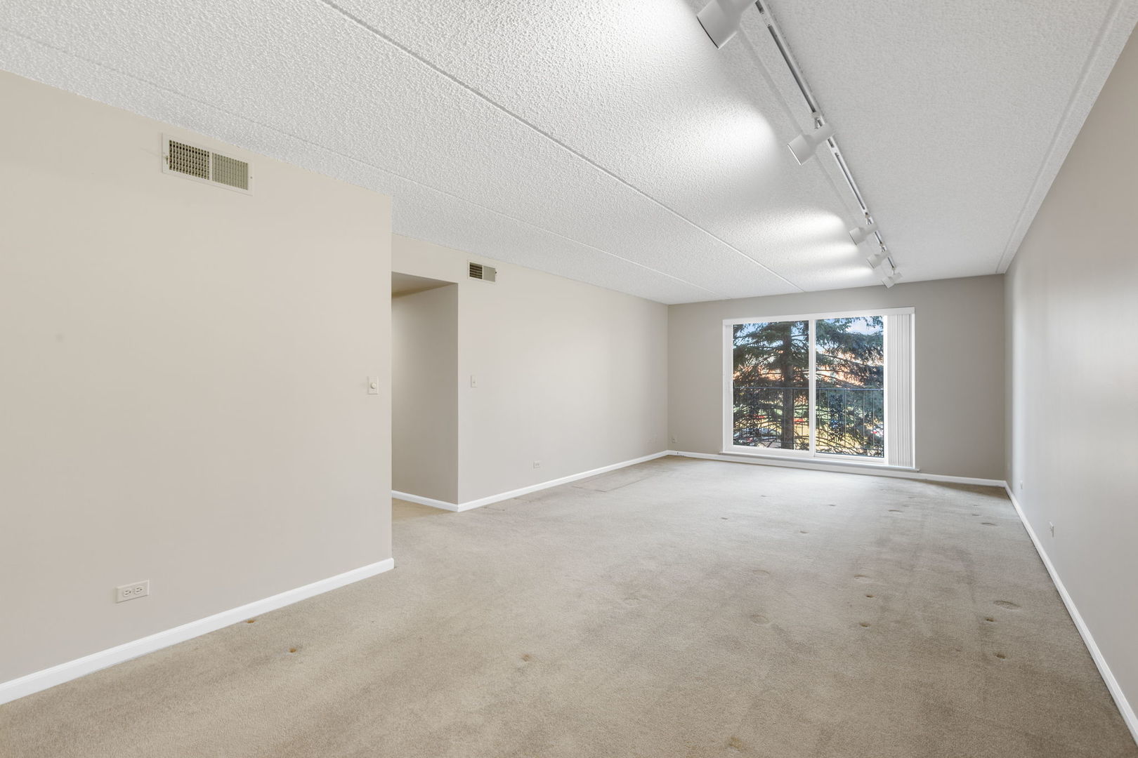 Des Plaines, IL 60016