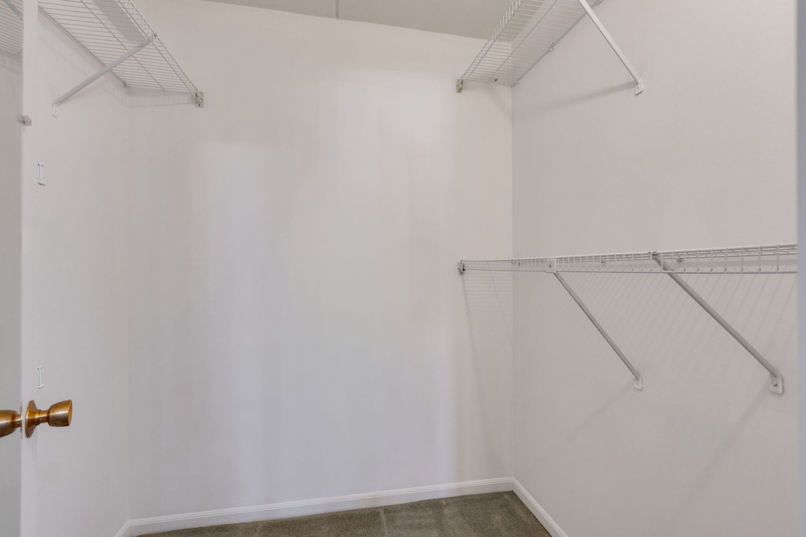 Des Plaines, IL 60016