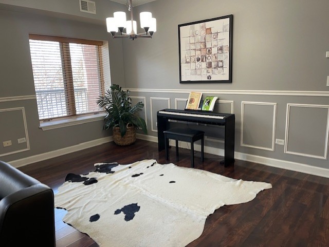 875 E 22nd Street #204, Lombard, IL 60148