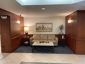 875 E 22nd Street #204, Lombard, IL 60148