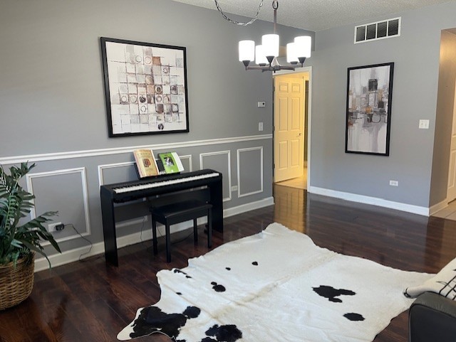 875 E 22nd Street #204, Lombard, IL 60148