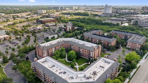 875 E 22nd Street #204, Lombard, IL 60148