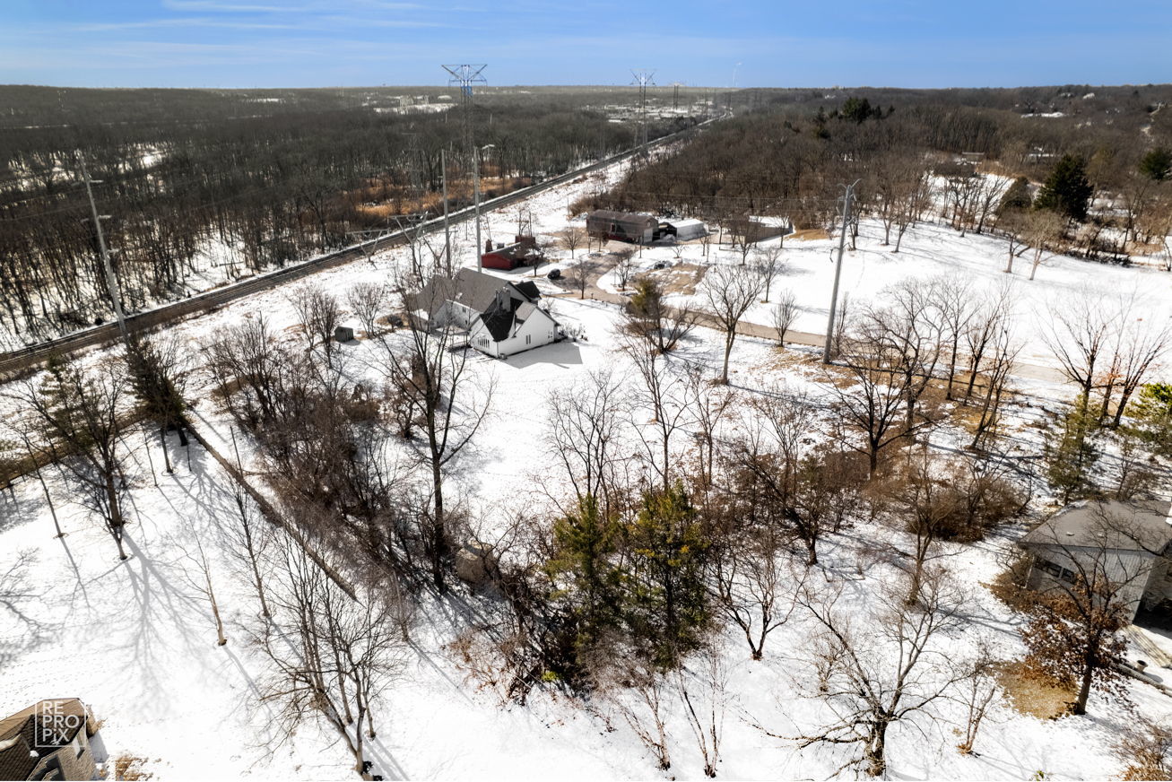 10s641 S Garfield Avenue, Burr Ridge, IL 60527