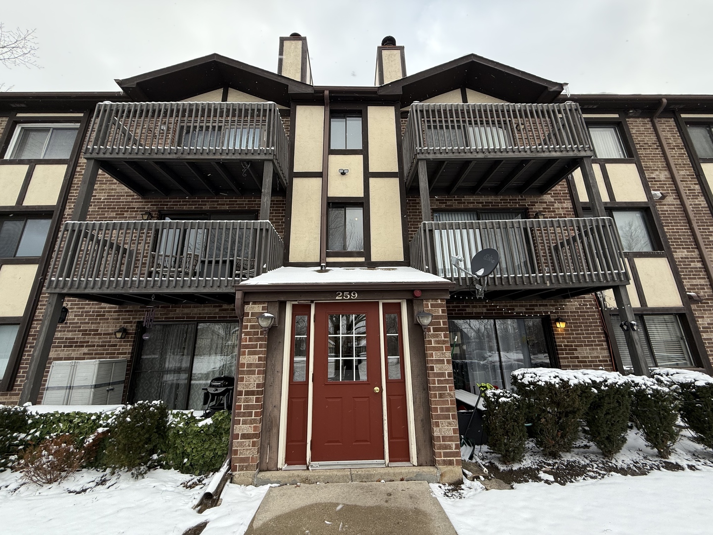 259 Stoneybrook Lane #2B, Bloomingdale, IL 60108