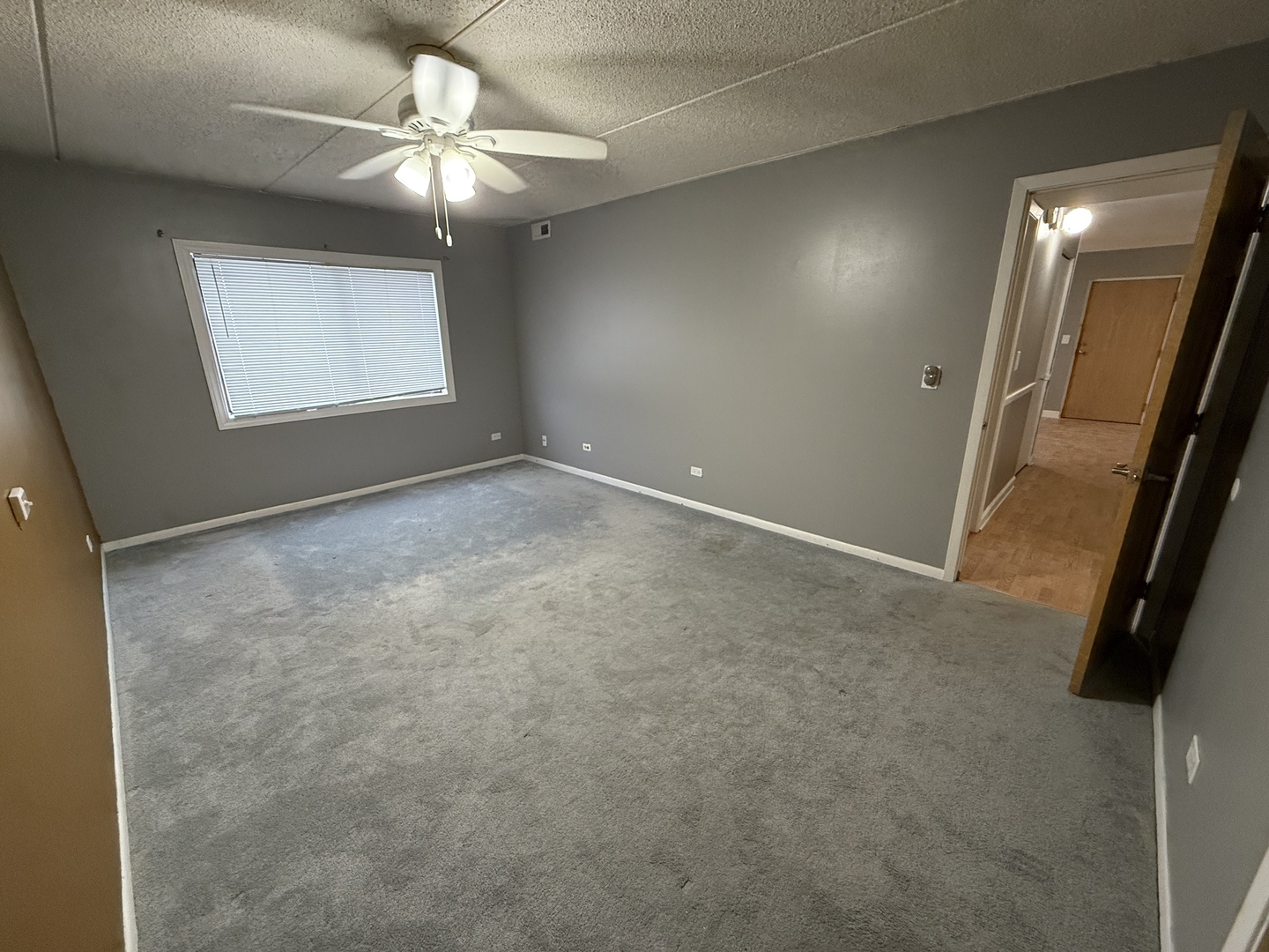 259 Stoneybrook Lane #2B, Bloomingdale, IL 60108