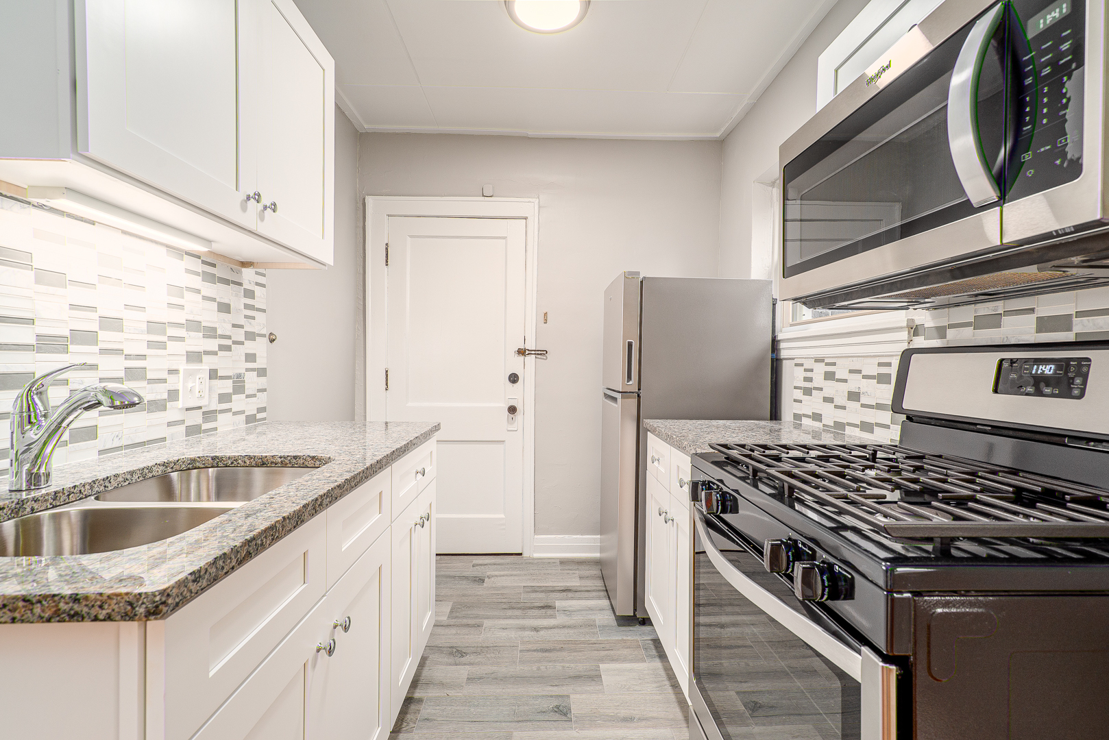 428 Park Boulevard #7, Glen Ellyn, IL 60137