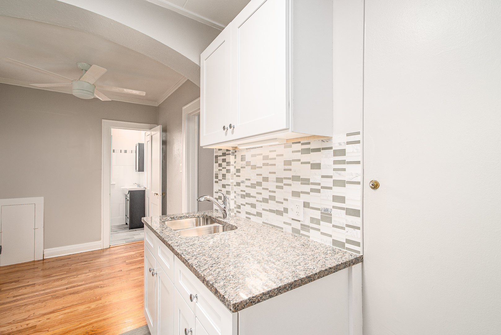 428 Park Boulevard #7, Glen Ellyn, IL 60137