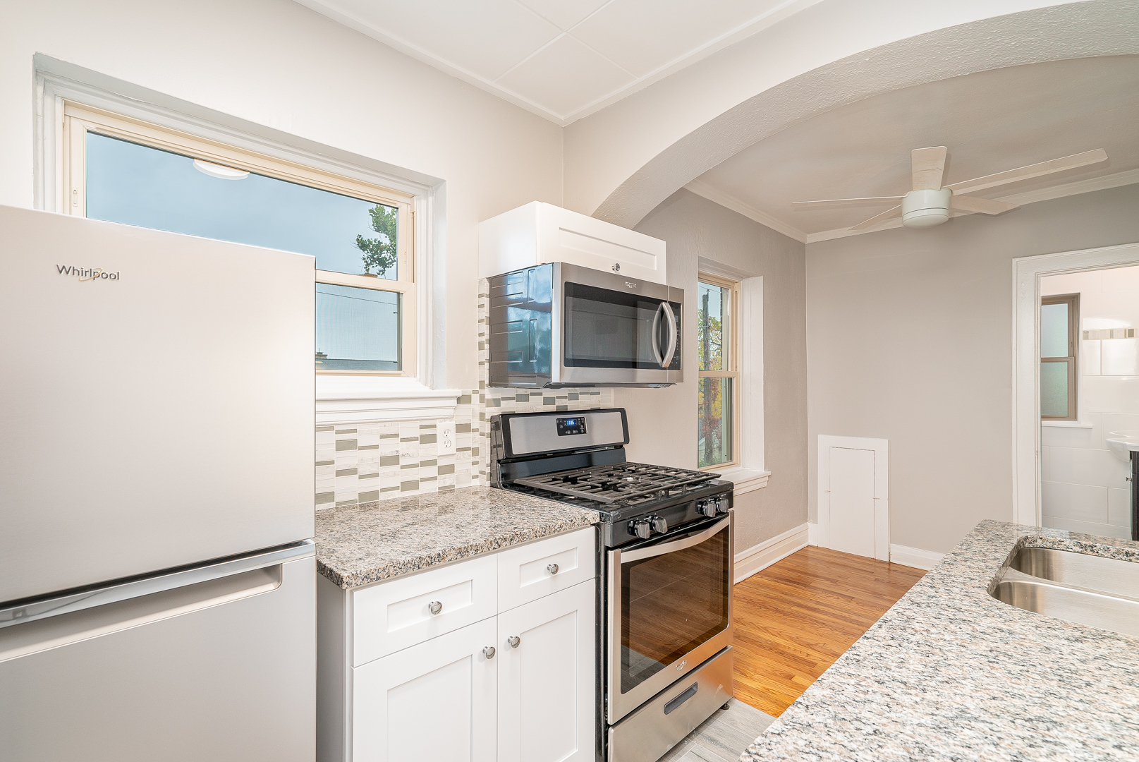 428 Park Boulevard #7, Glen Ellyn, IL 60137