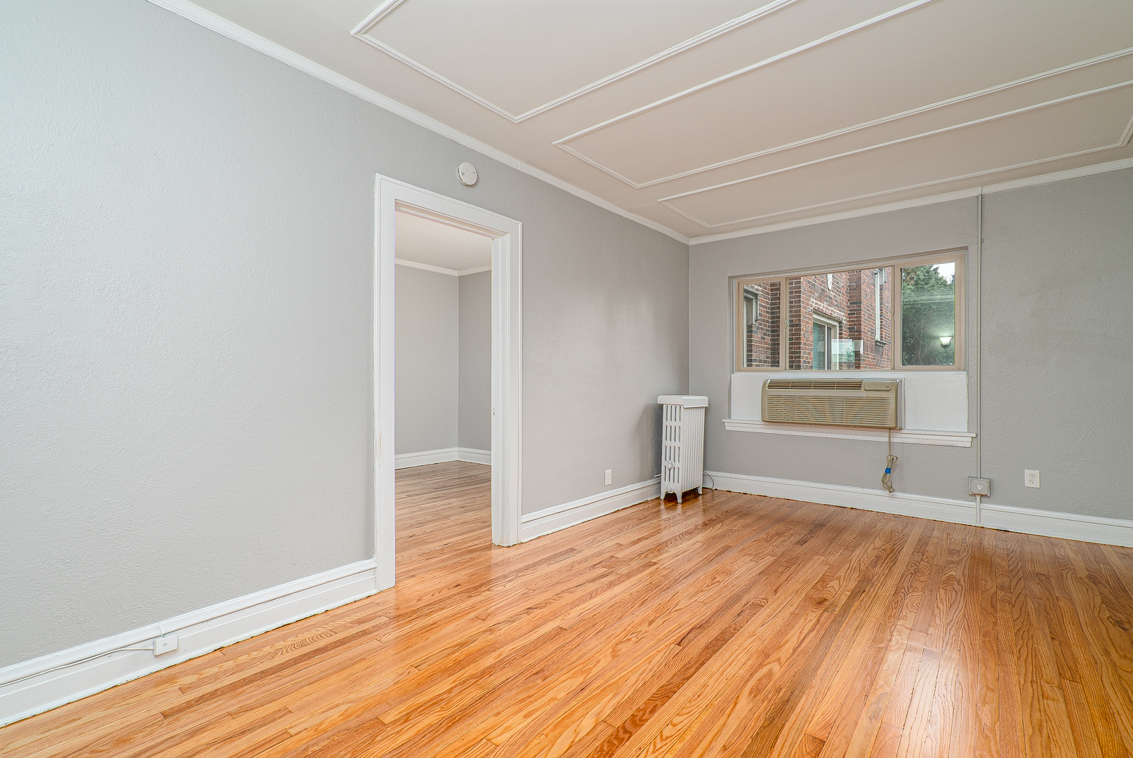 428 Park Boulevard #7, Glen Ellyn, IL 60137