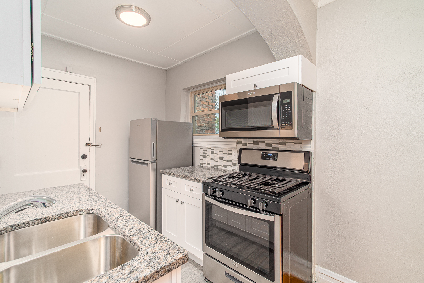 428 Park Boulevard #7, Glen Ellyn, IL 60137