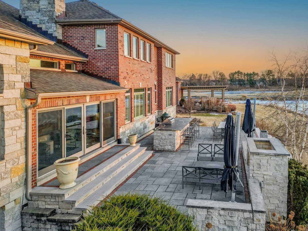 3559 Scottsdale Circle, Naperville, IL 60564