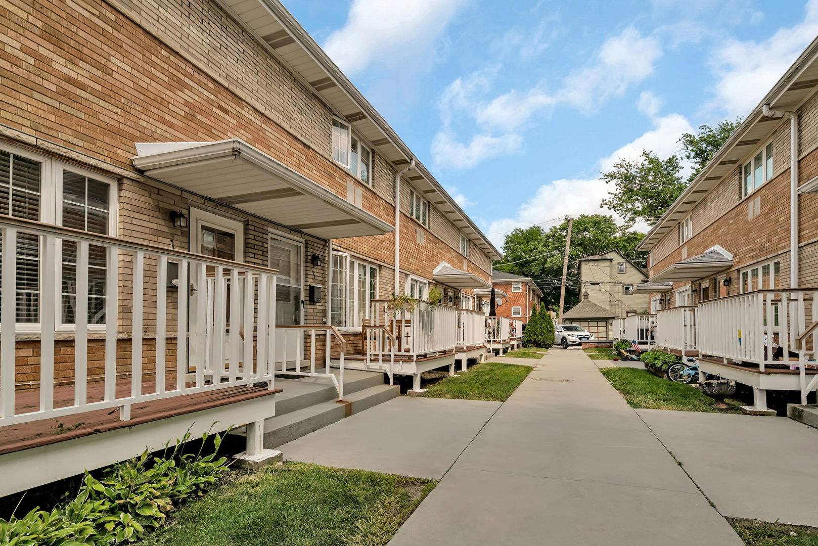 13 S Waiola Avenue #5, La Grange, IL 60525