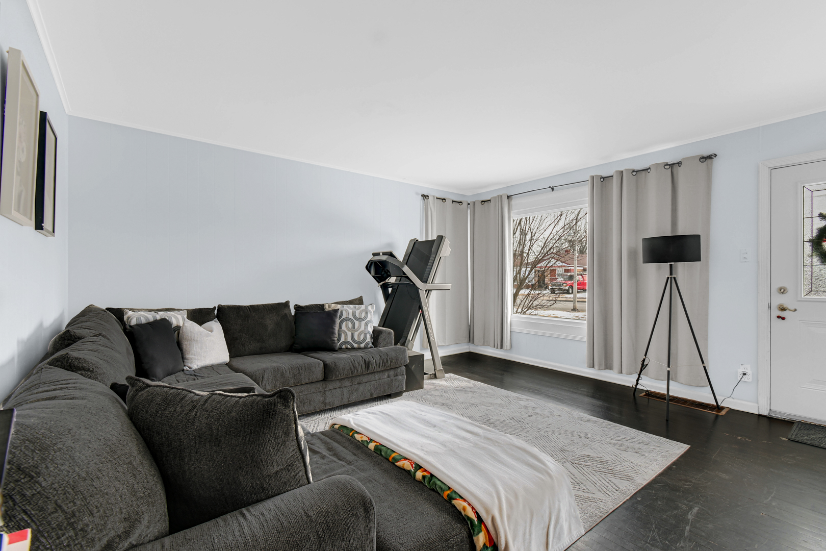 4656 W 83rd Street, Chicago, IL 60652