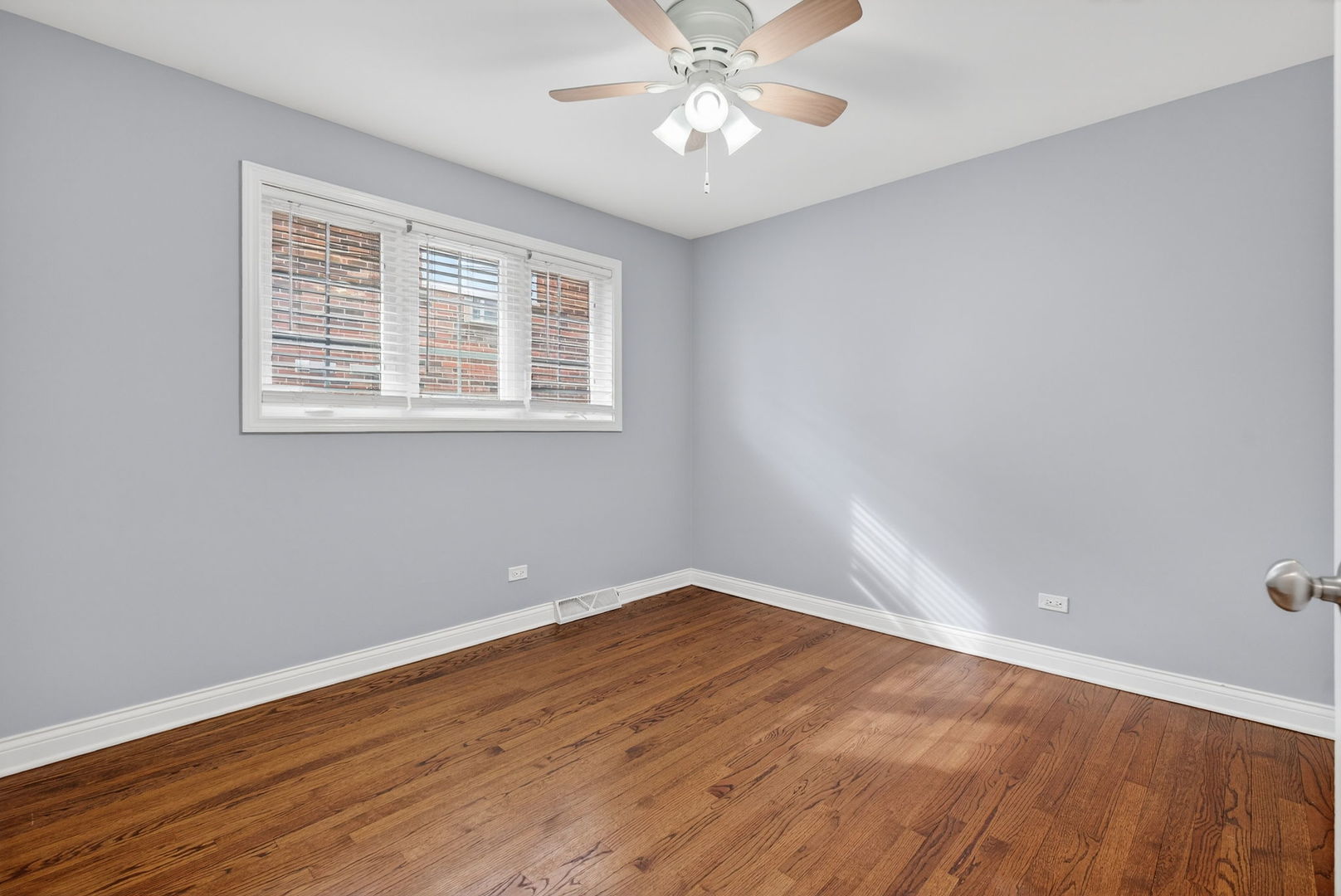 15 S Waiola Avenue #6, La Grange, IL 60525