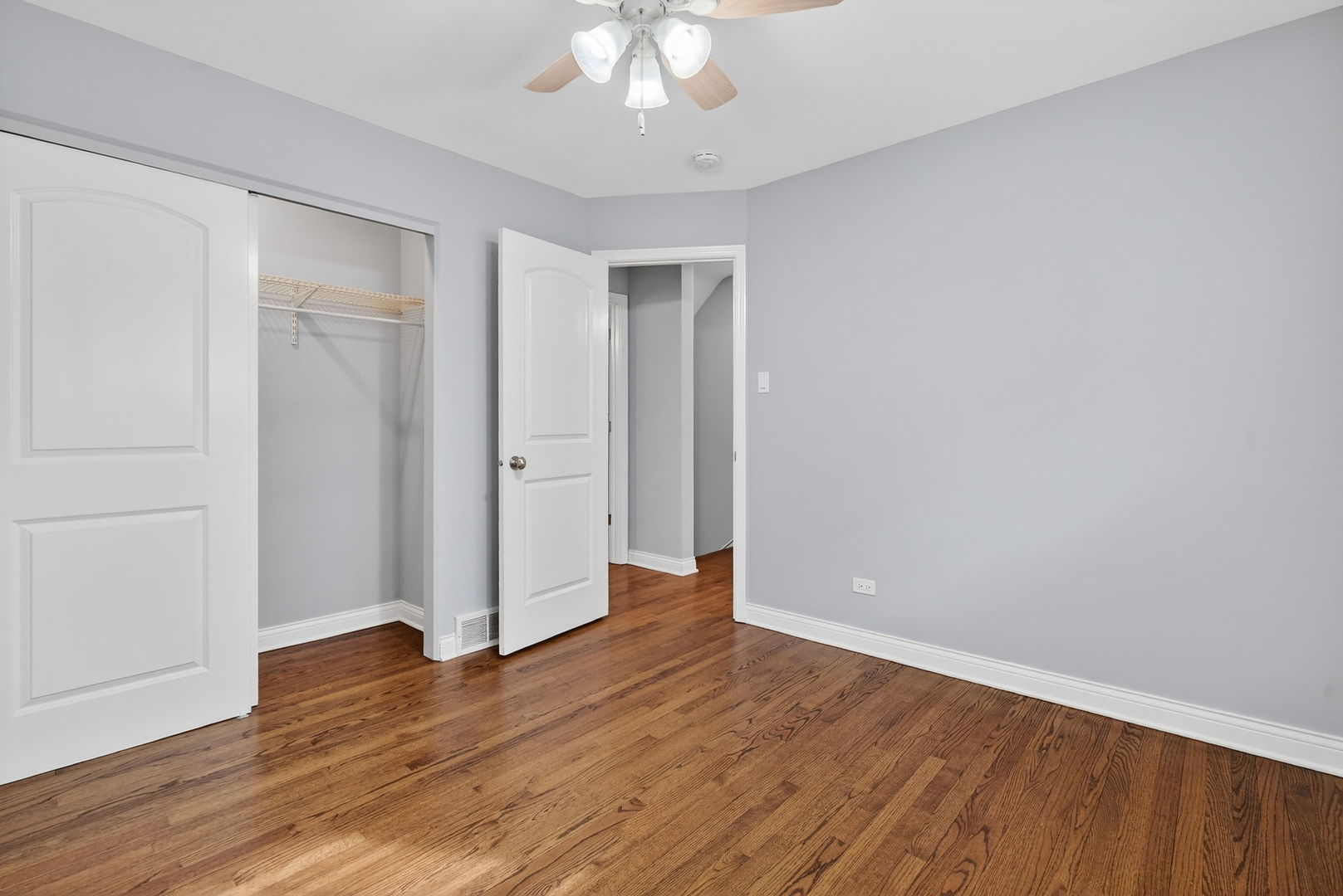 15 S Waiola Avenue #6, La Grange, IL 60525