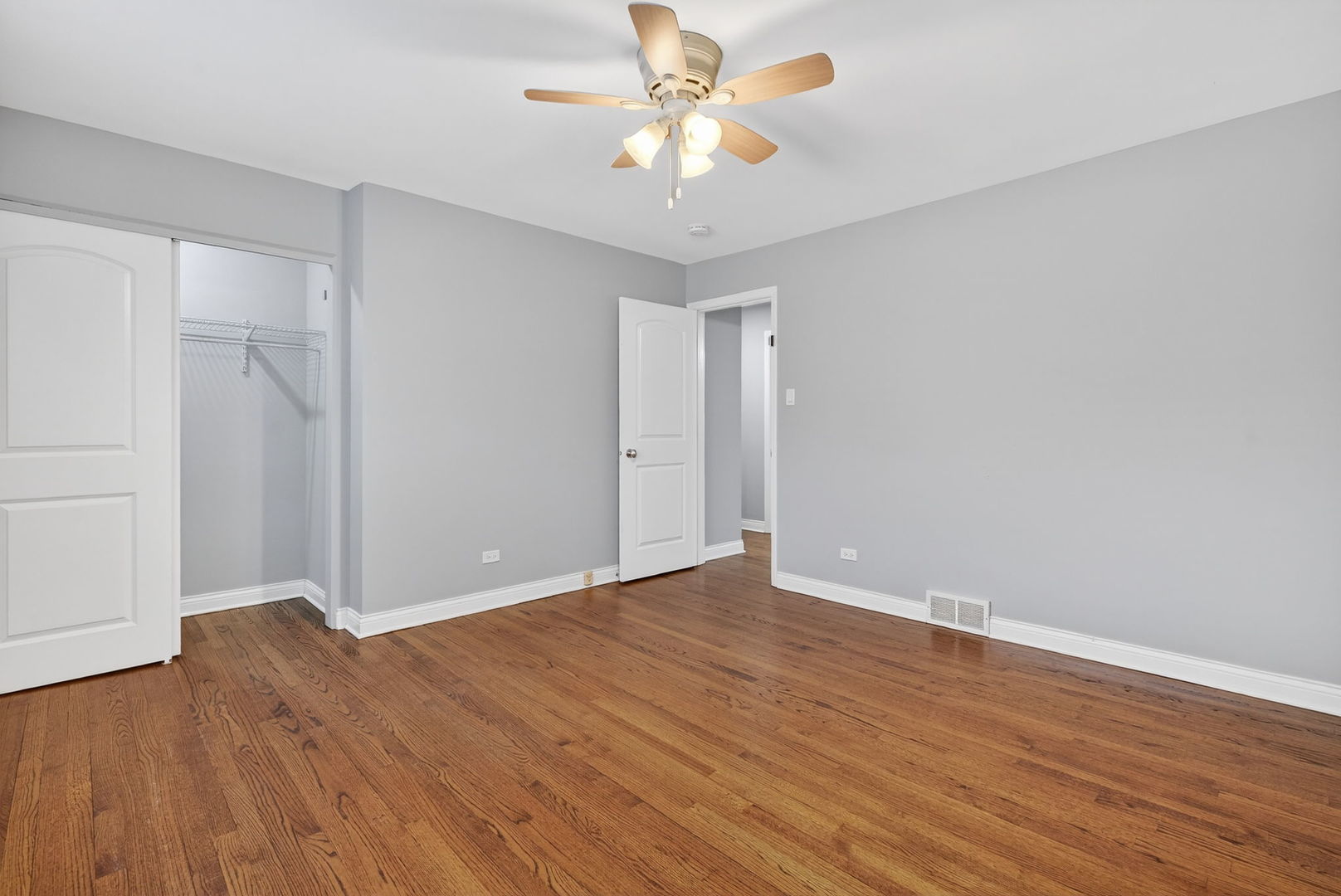 15 S Waiola Avenue #6, La Grange, IL 60525