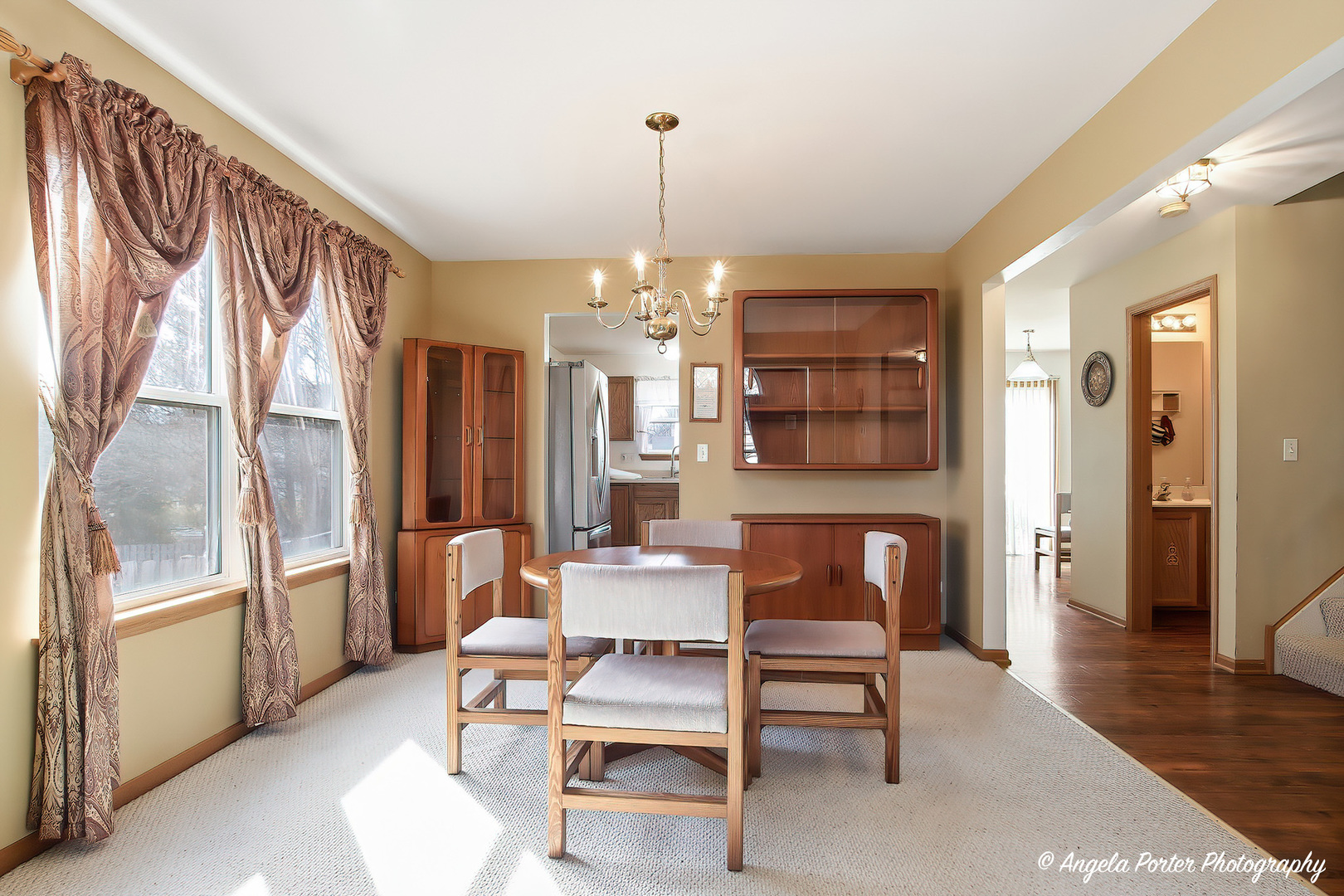 1949 W Windsor Drive, Round Lake, IL 60073