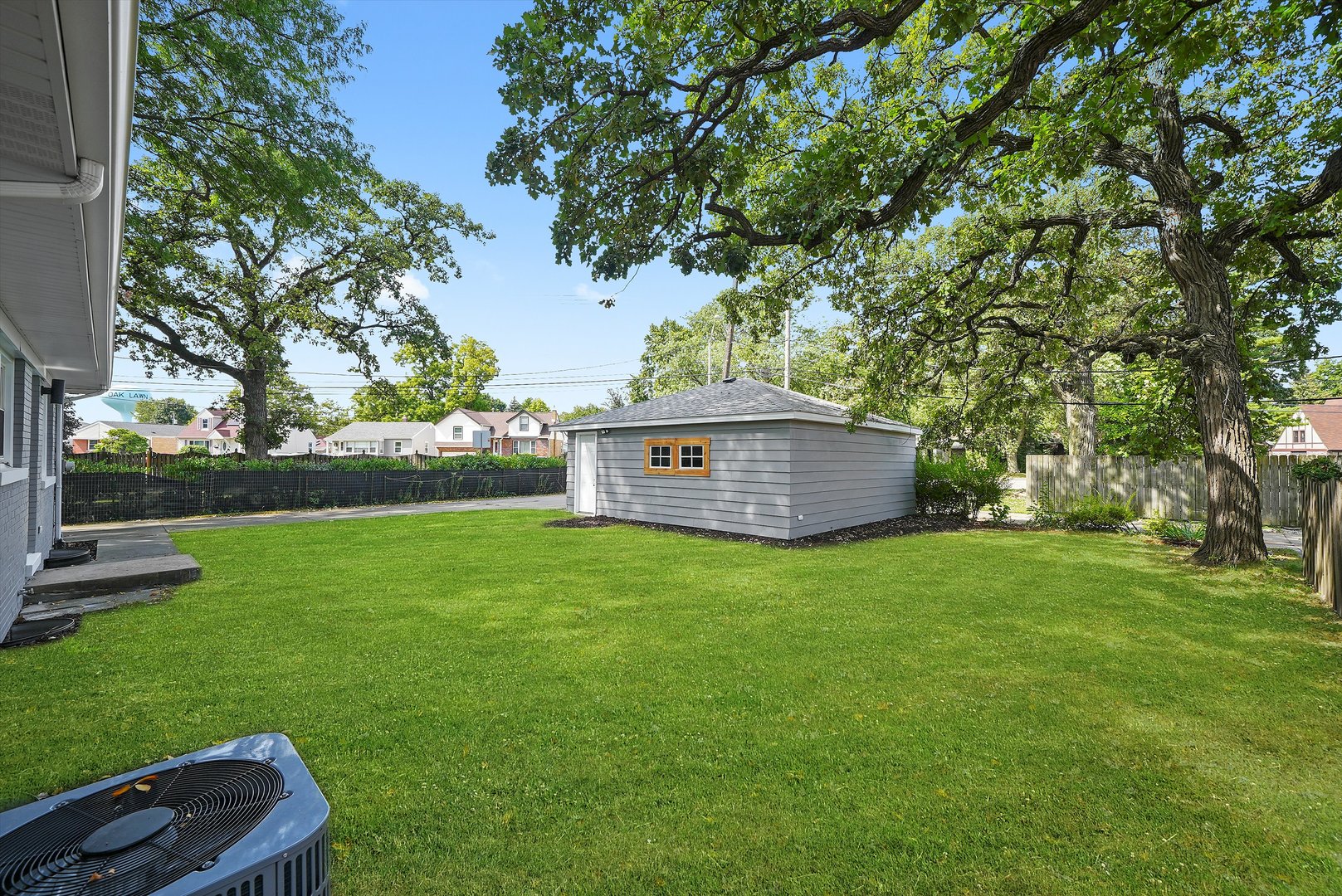 9624 W Shore Drive #9624, Oak Lawn, IL 60453