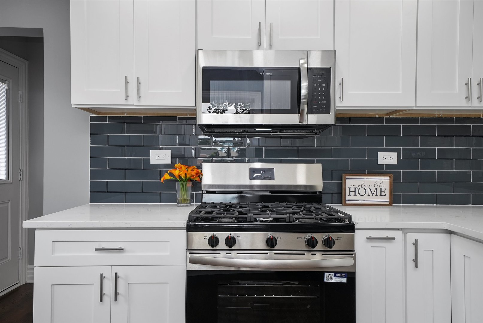 9624 W Shore Drive #9624, Oak Lawn, IL 60453