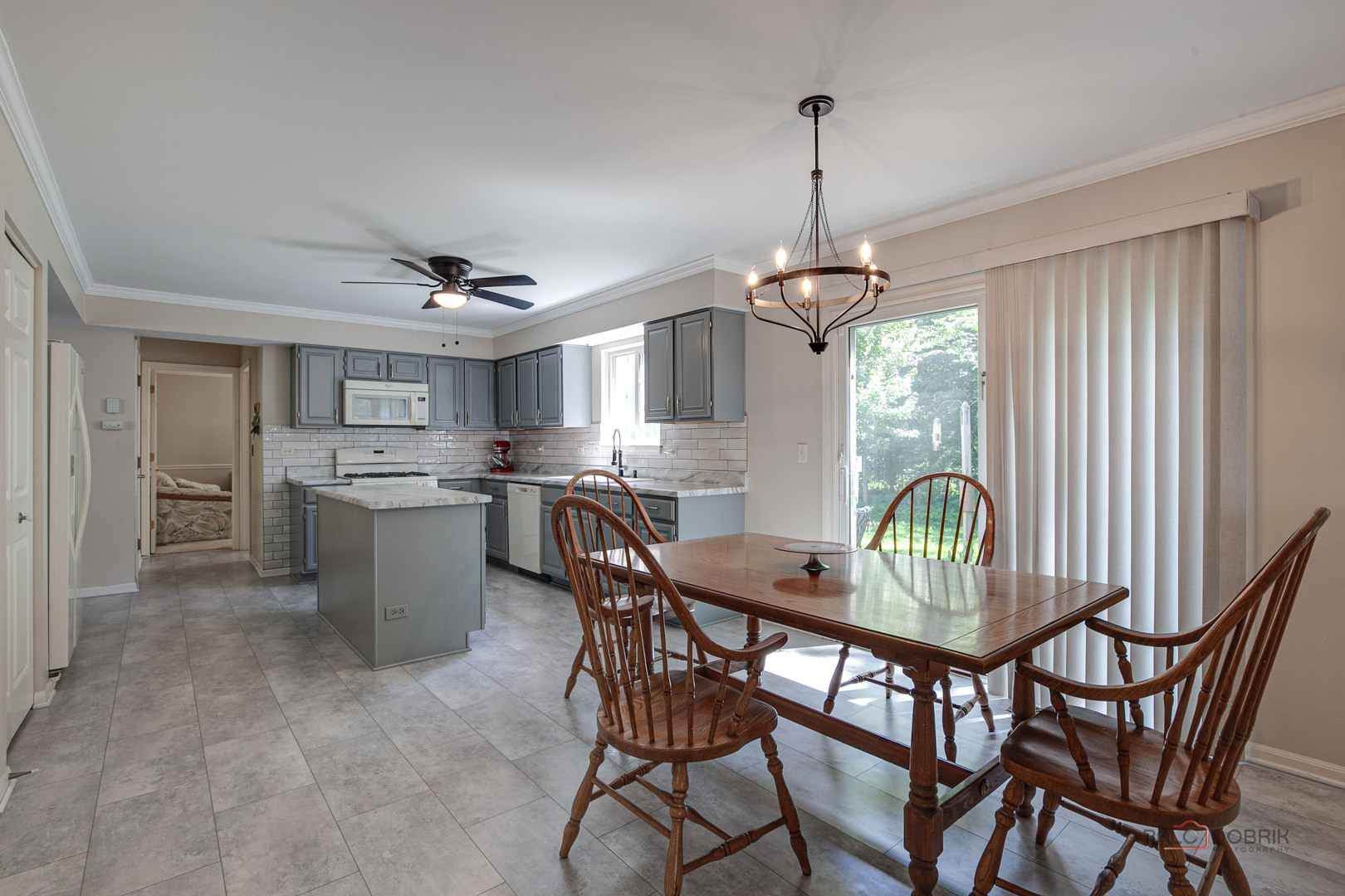 34271 Tangueray Drive, Grayslake, IL 60030