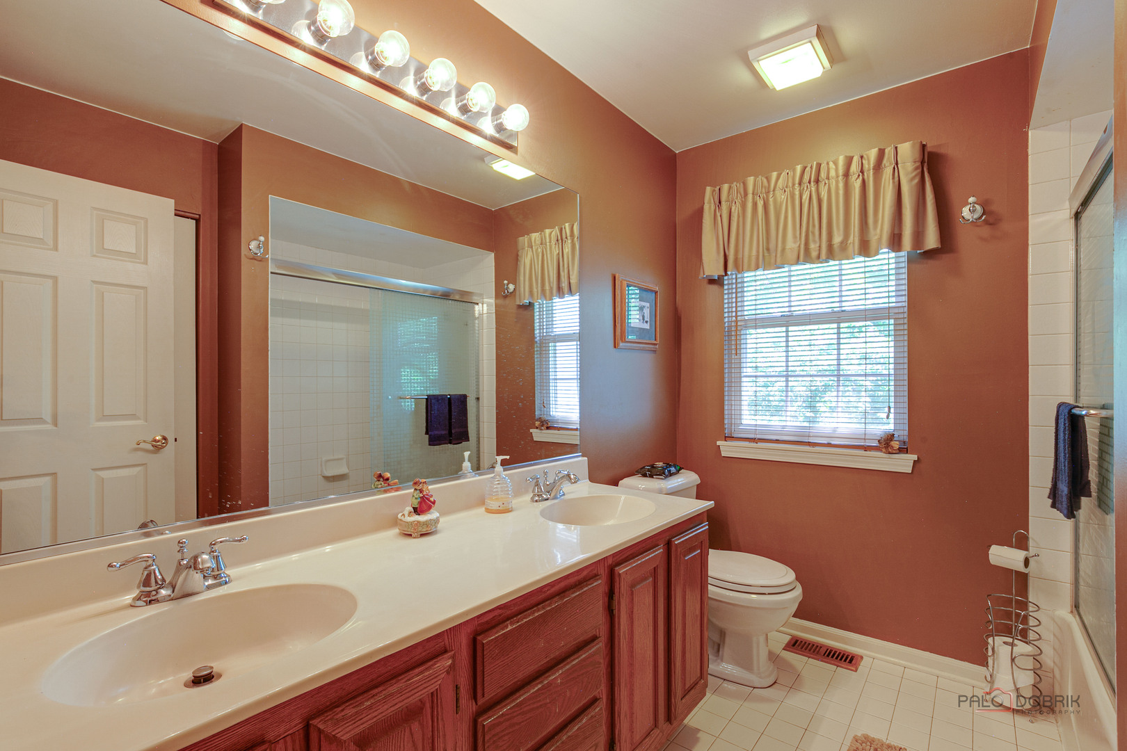 34271 Tangueray Drive, Grayslake, IL 60030