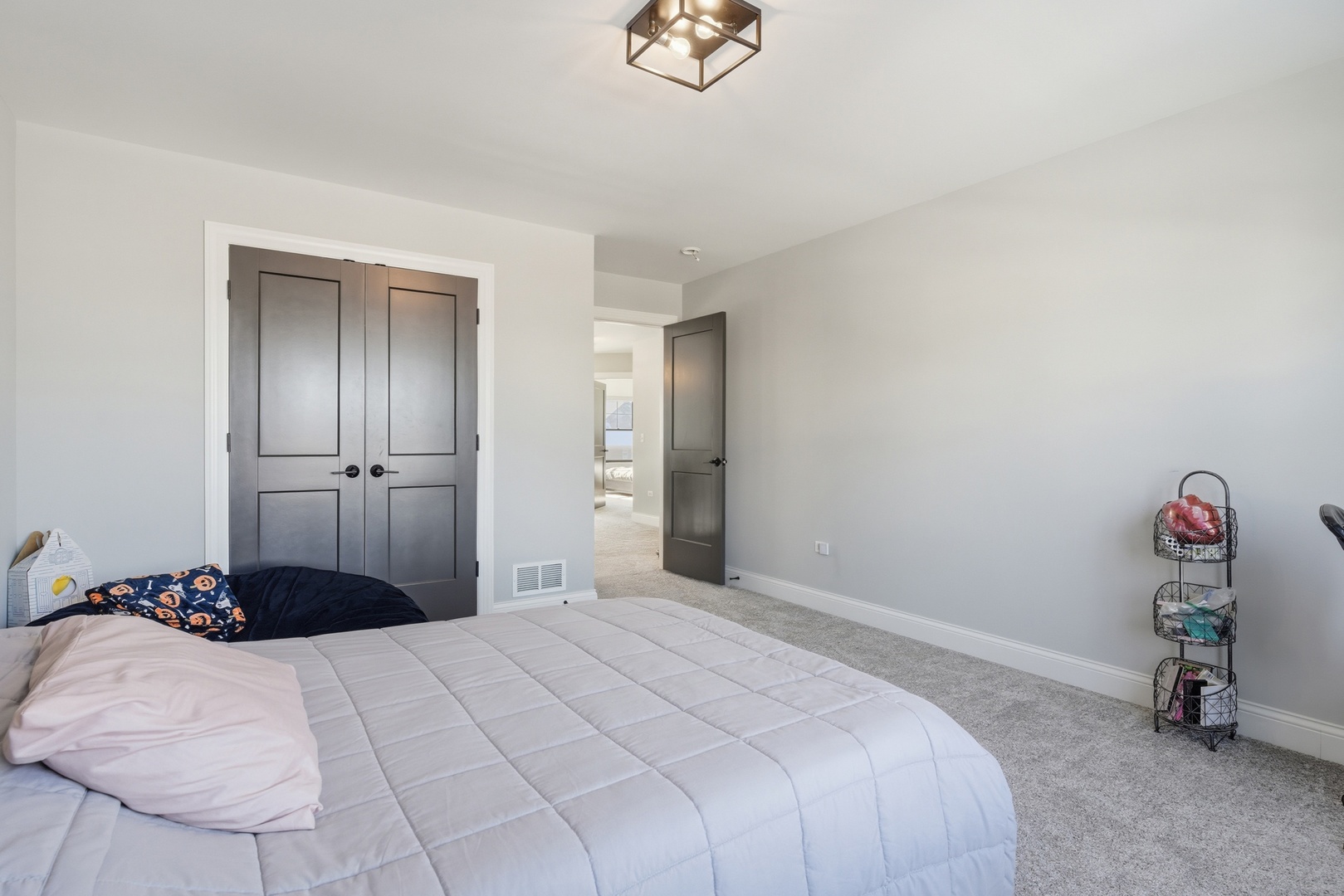 12890 Collina Lane, Lemont, IL 60439