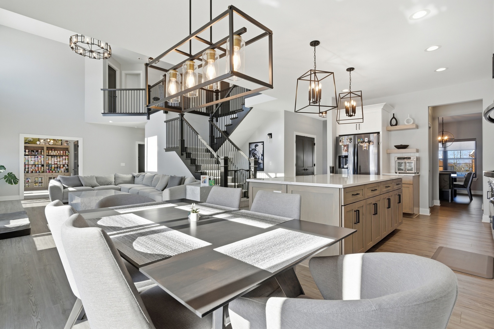 12890 Collina Lane, Lemont, IL 60439