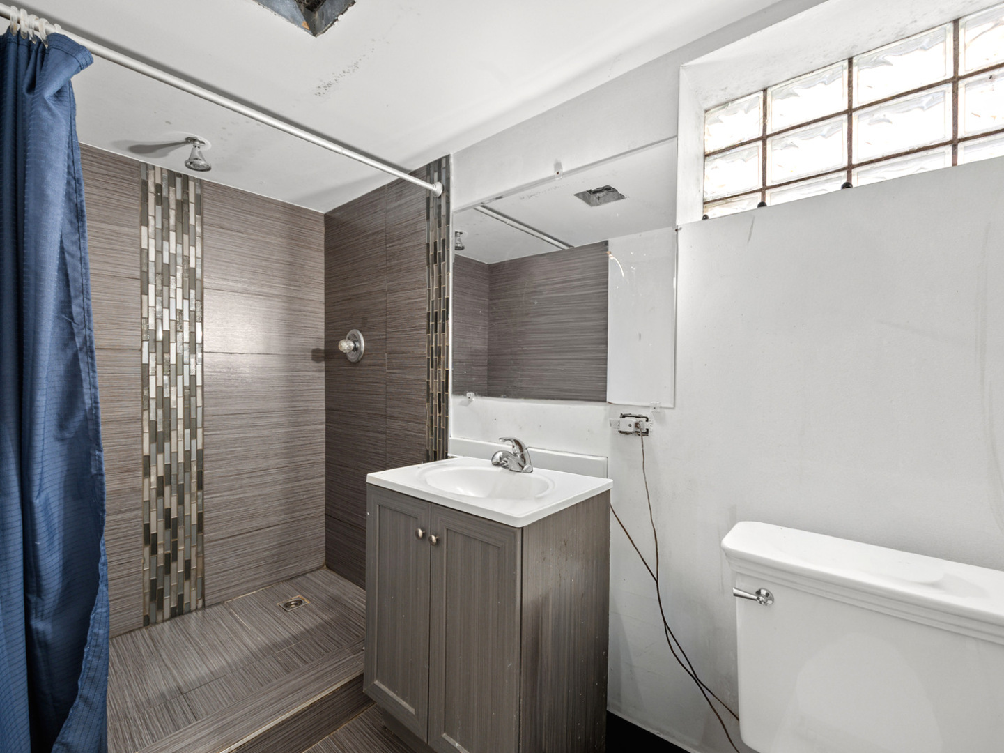 North Riverside, IL 60546