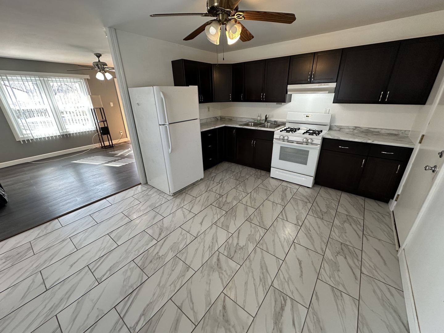 2133 216th Street, Sauk Village, IL 60411