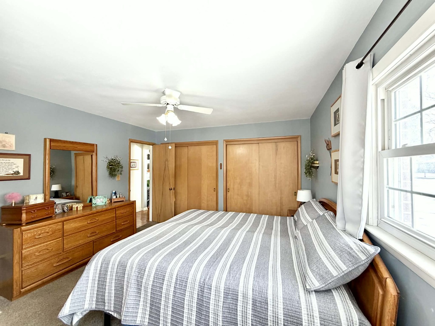 37610 N Holdridge Avenue, Beach Park, IL 60087