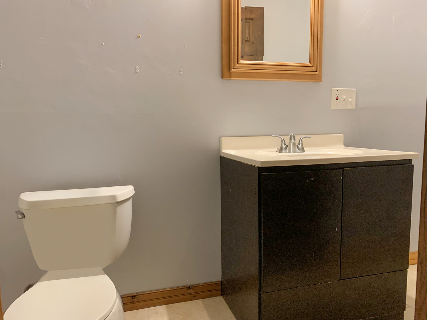 2472 Fox Drive, Aurora, IL 60506