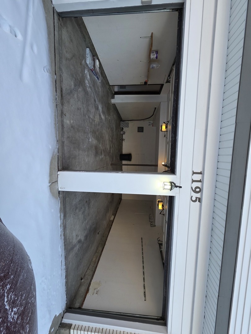 1195 Old Timber Court, Hoffman Estates, IL 60192