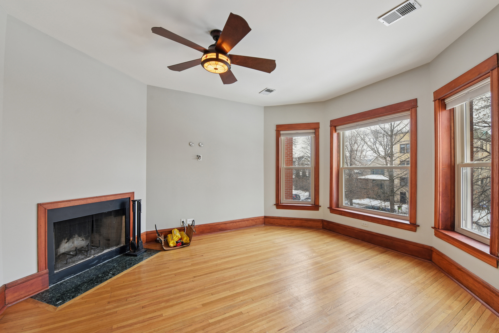 4432 N Winchester Avenue #2N, Chicago, IL 60640
